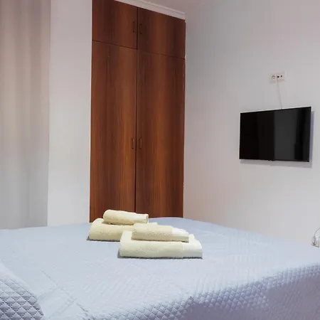 Δωμάτια σε οικογενειακή κατοικία Blife Ricardya Private *